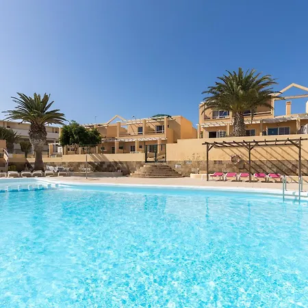 Home2book Chill Terrace & Pool Escape *